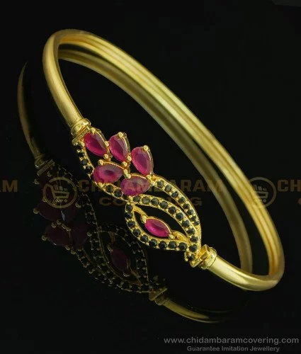 Buy quality Peacock Design Bracelet In 18K Rose Gold Bracelet MGA  BRG0097  in Amreli