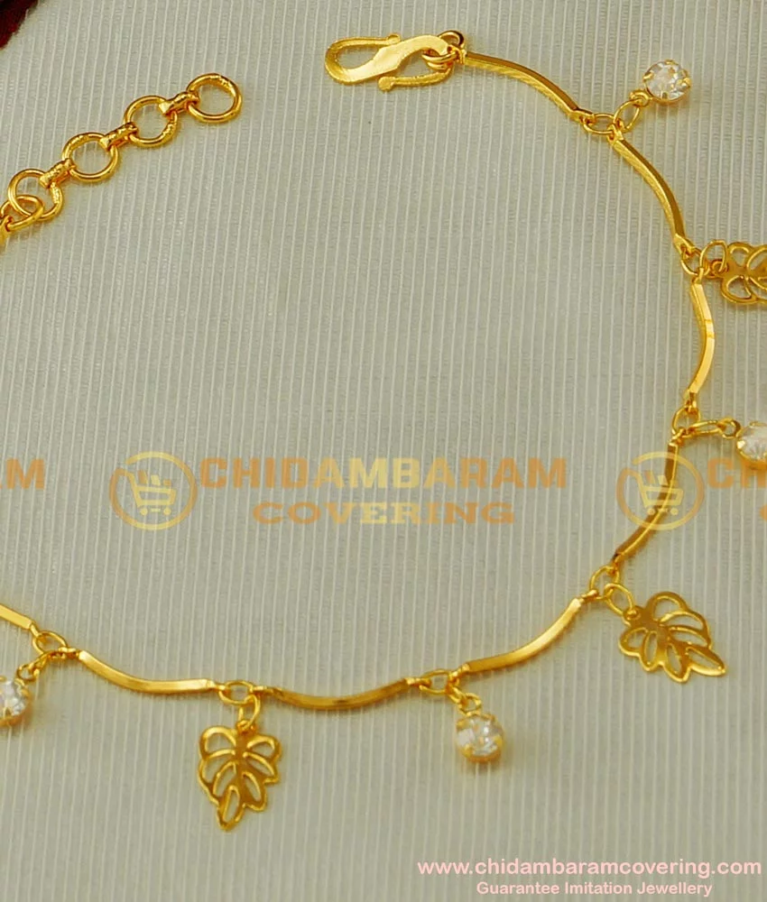 HIGH QUALITY GOLD PLATED LOCK HANGING- HEART- DIAMOND BRACELET – SOICA  COLLECTIONS
