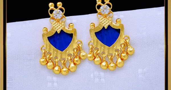 Gold on sale palakka earrings