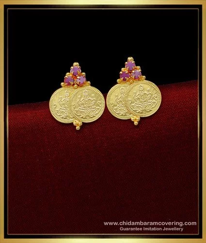 Traditional gold earring deals design for female