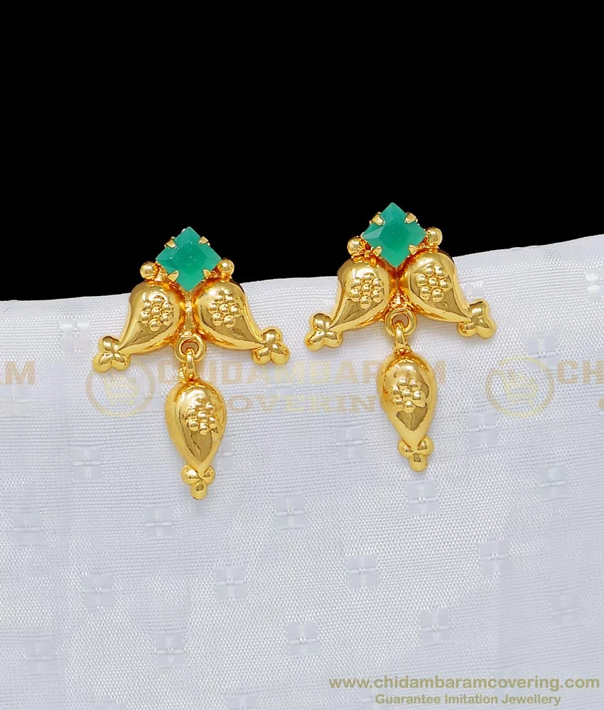 Resplendent Mango Shaped Gold Stud Earrings