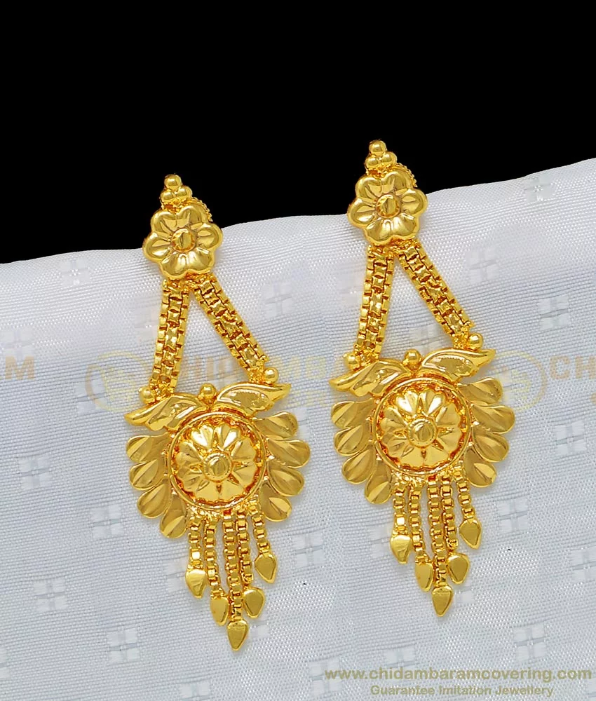Buy quality 18K Gold Real Diamond Flower Earrings MGA  SDG0003 in Amreli