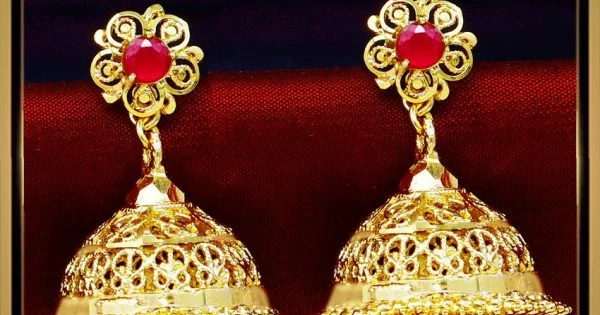 Big gold sales jhumkas designs